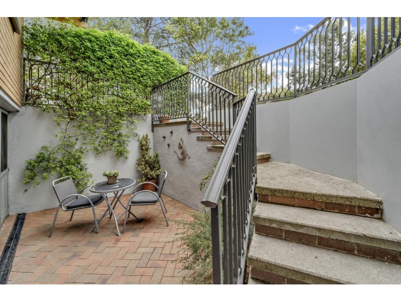 111 Shackleton Circuit, Mawson ACT 2607