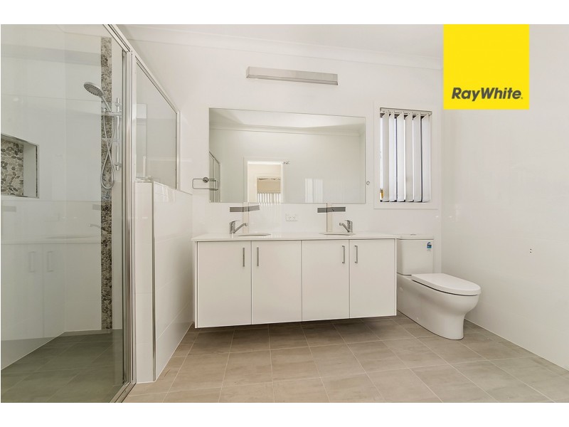 33 Anakie Court, Ngunnawal ACT 2913