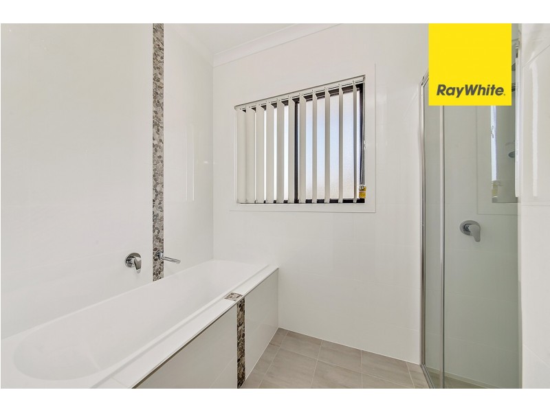 33 Anakie Court, Ngunnawal ACT 2913