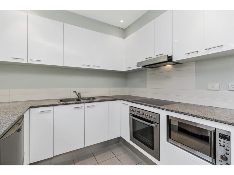 90/10 Hinder Street, Gungahlin ACT 2912