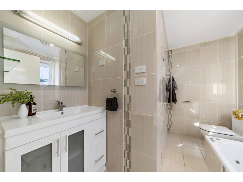 4 Ewing Street, Higgins ACT 2615