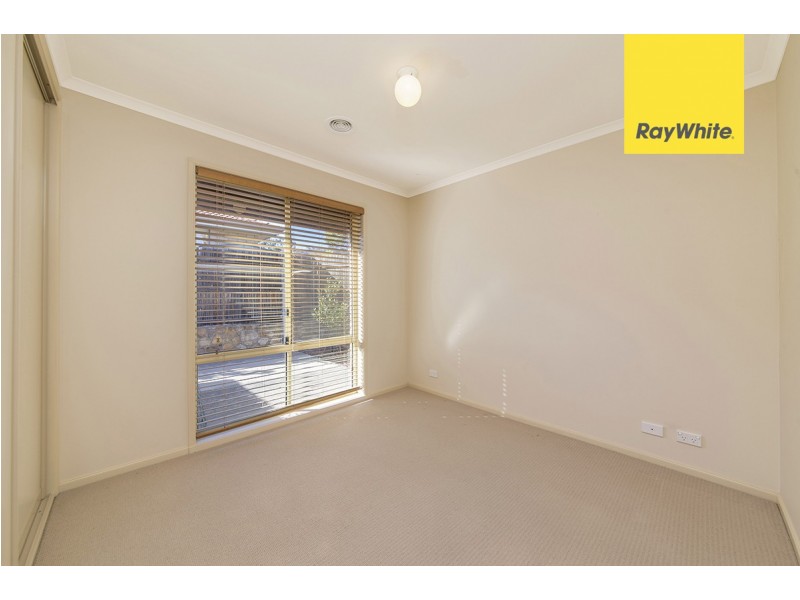 9/44 Betty Maloney Crescent, Banks ACT 2906