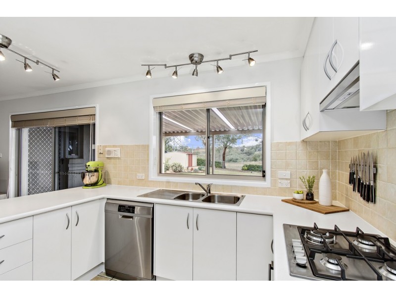 2/15 Rainbow Place, Latham ACT 2615