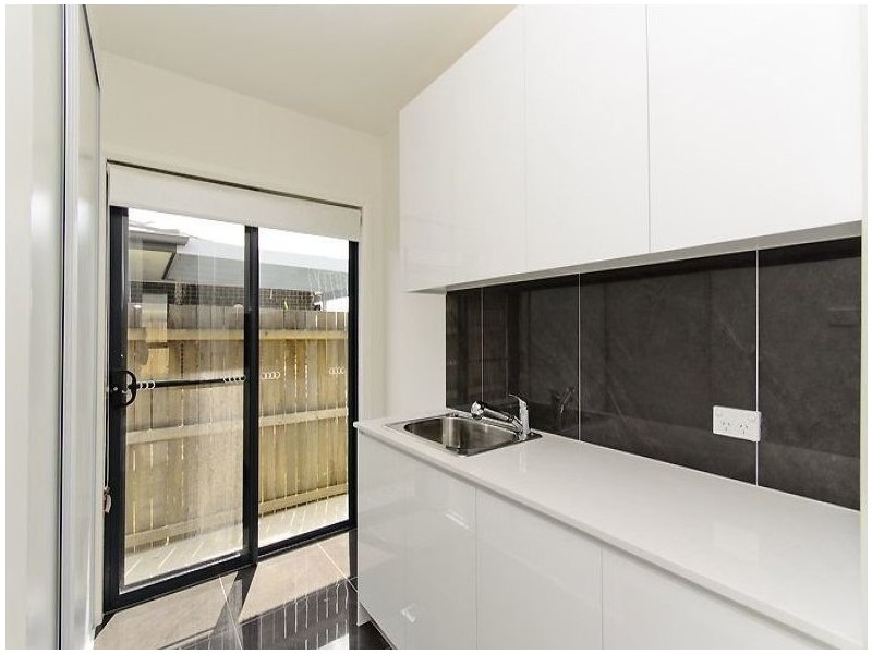 4 Maranunga Crescent, Crace ACT 2911
