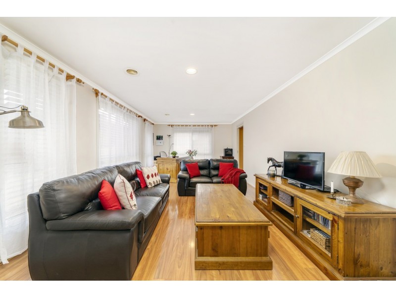 53 Britten-Jones Drive, Holt ACT 2615