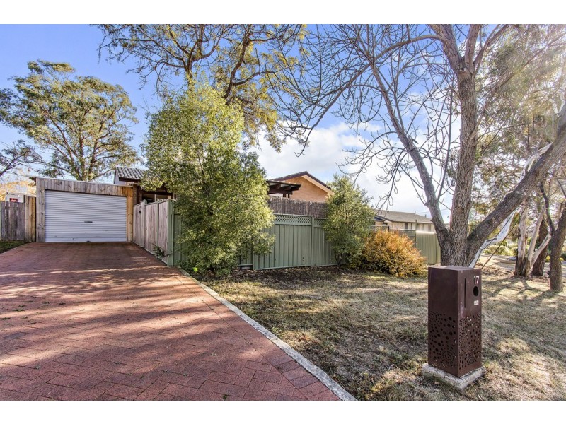 17 Griffiths Street, Holt ACT 2615