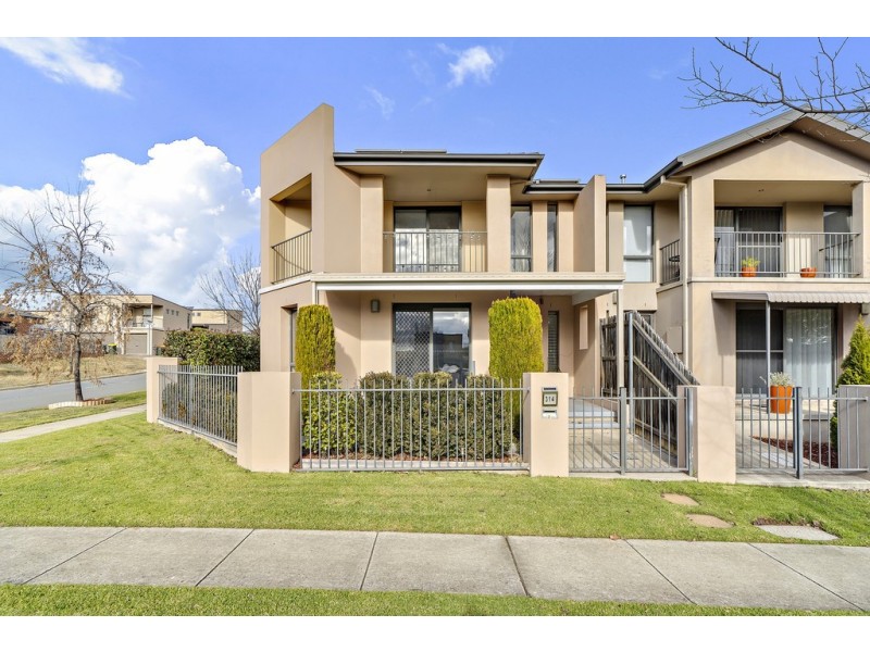 314 Anthony Rolfe Avenue, Gungahlin ACT 2912