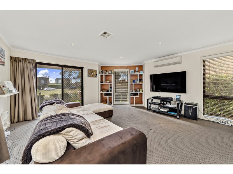 314 Anthony Rolfe Avenue, Gungahlin ACT 2912