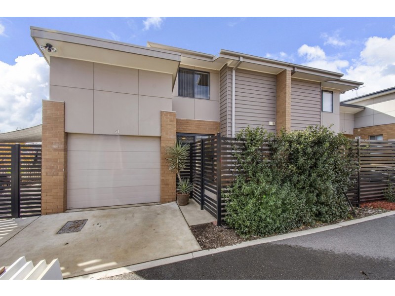 51 Turbayne Crescent, Forde ACT 2914