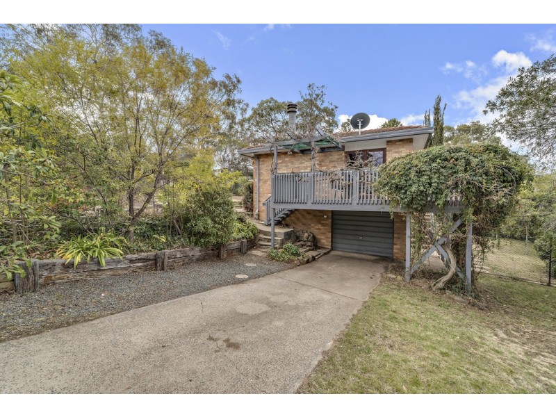 18 Bindaga Place, Aranda ACT 2614