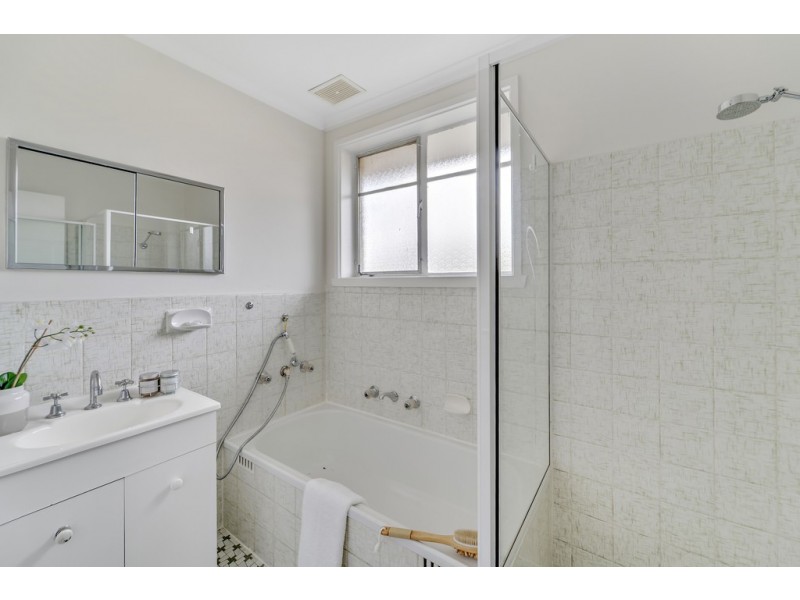 18 Bindaga Place, Aranda ACT 2614