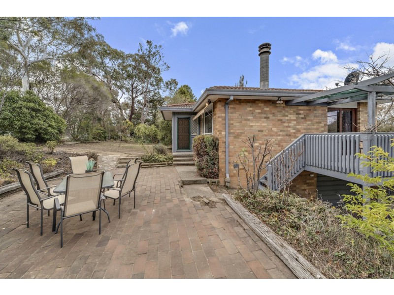18 Bindaga Place, Aranda ACT 2614