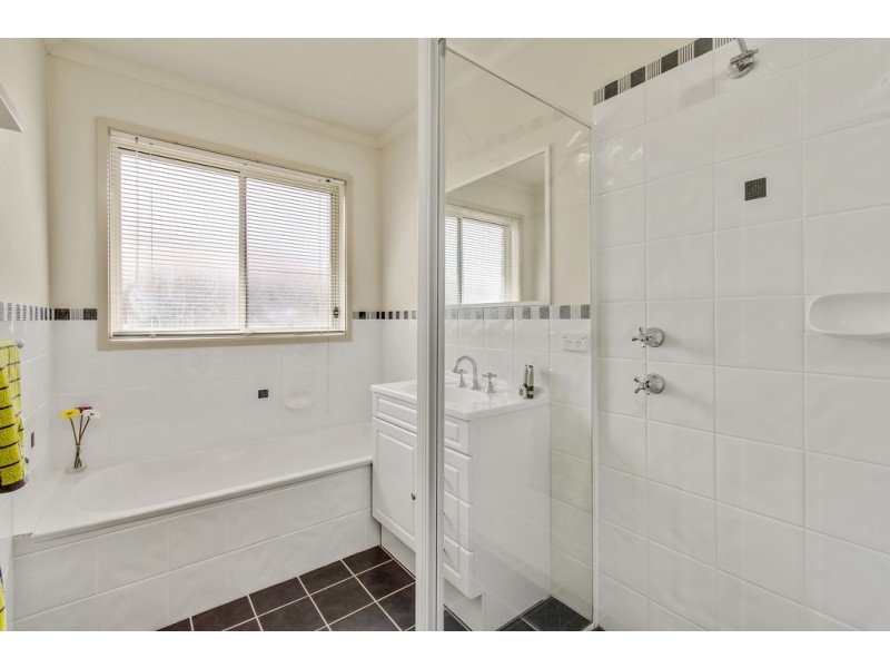 339 Anthony Rolfe Avenue, Gungahlin ACT 2912