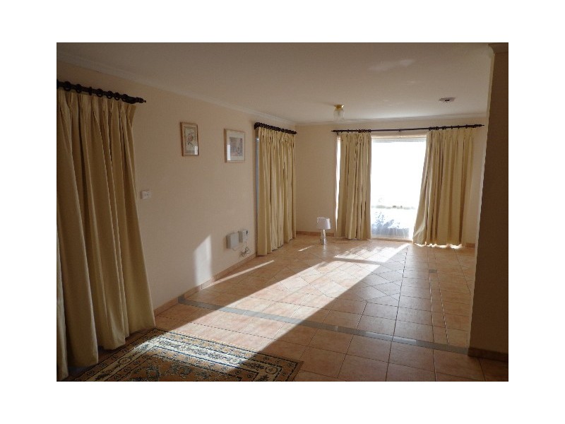 13 Corella Place, Ngunnawal ACT 2913