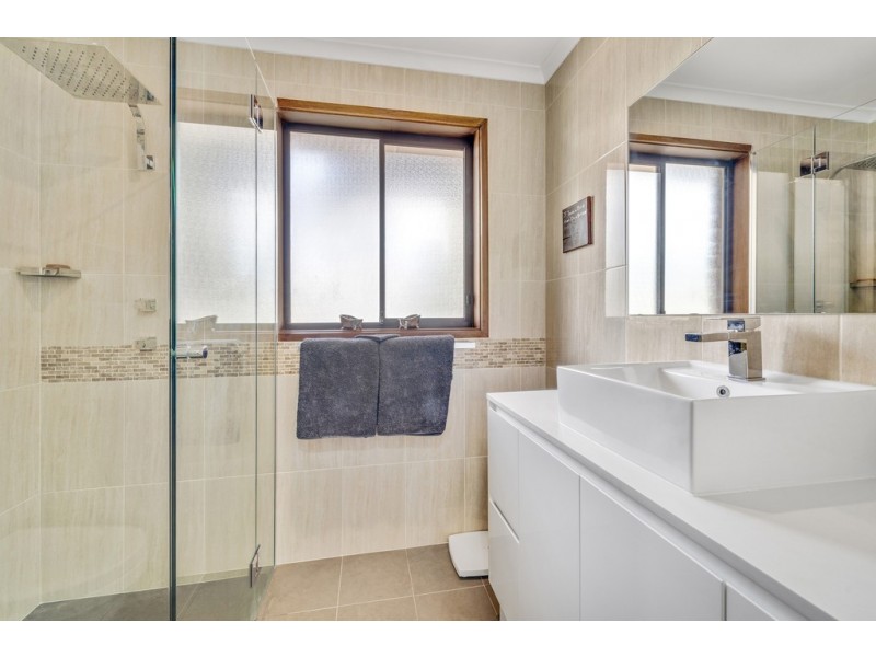 4 Crommelin Place, Chisholm ACT 2905