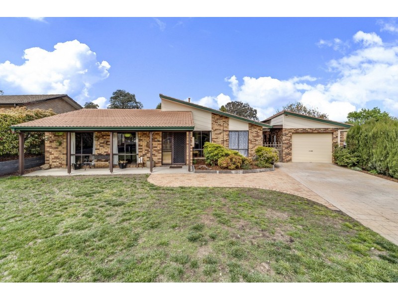 4 Crommelin Place, Chisholm ACT 2905