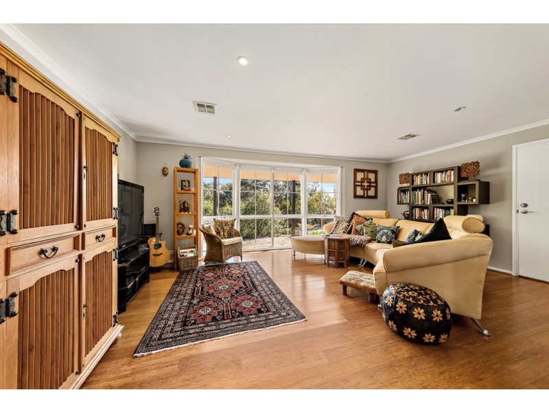 42 Dugdale Street, Cook ACT 2614