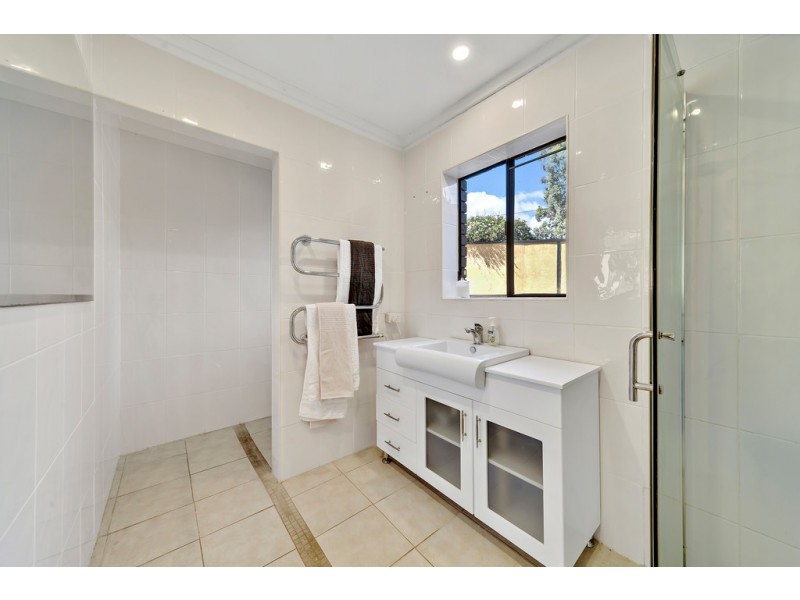 21 Kinleyside Crescent, Weetangera ACT 2614