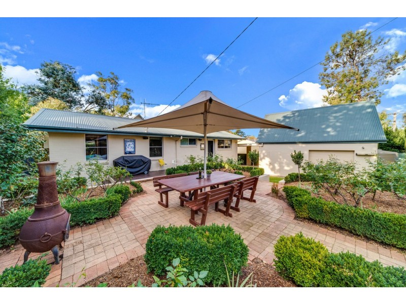 9 Grylls Crescent, Cook ACT 2614