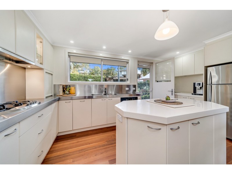 9 Grylls Crescent, Cook ACT 2614