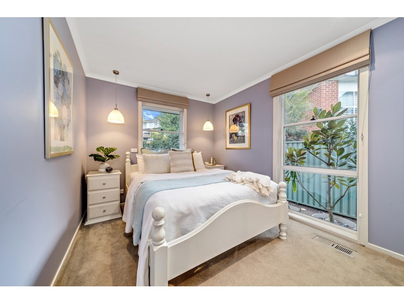 9 Grylls Crescent, Cook ACT 2614
