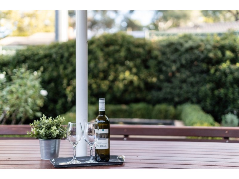 9 Grylls Crescent, Cook ACT 2614