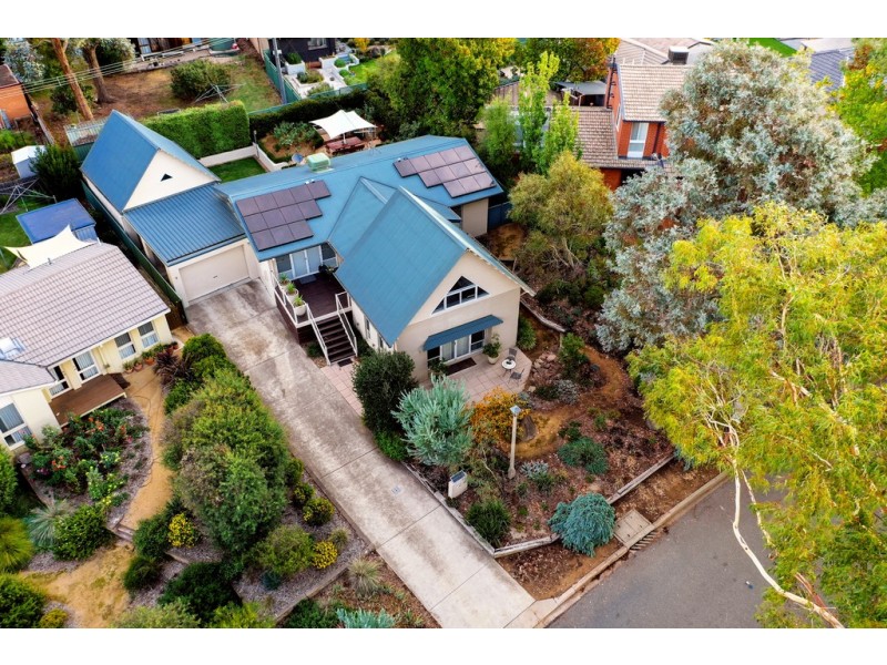 9 Grylls Crescent, Cook ACT 2614