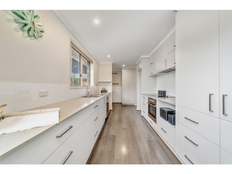 6 Bingara Place, Fisher ACT 2611