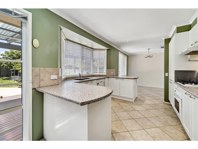 6 Severne Crescent, Kambah ACT 2902