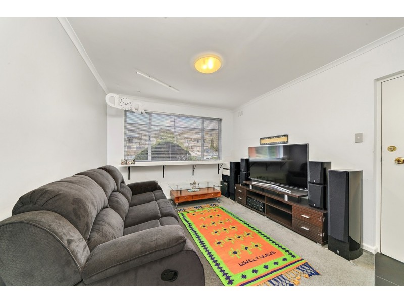 2/4 Nuyts Street, Red Hill ACT 2603