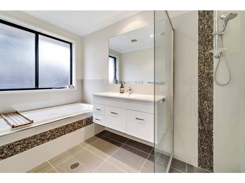 80 Overall Avenue, Casey ACT 2913