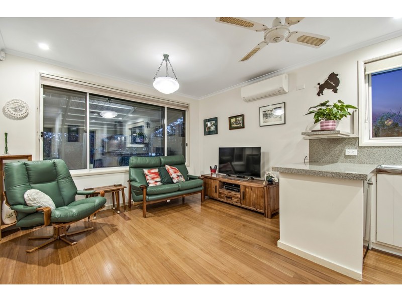 22 Shumack Street, Weetangera ACT 2614