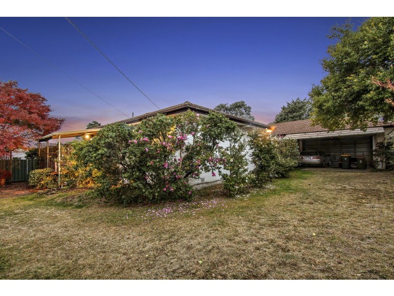 22 Shumack Street, Weetangera ACT 2614