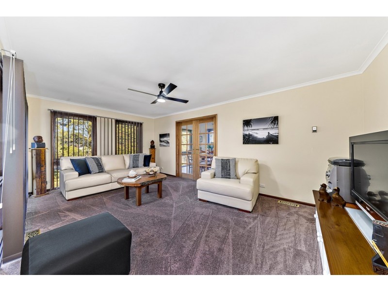 5 Aaron Place, Macgregor ACT 2615