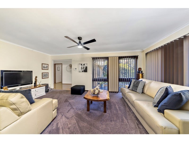 5 Aaron Place, Macgregor ACT 2615