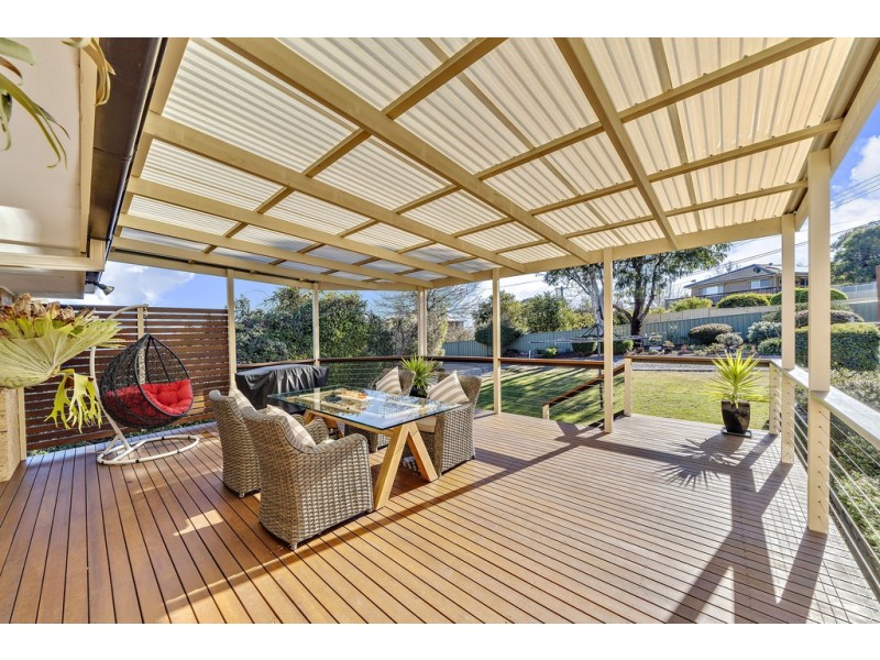 5 Aaron Place, Macgregor ACT 2615