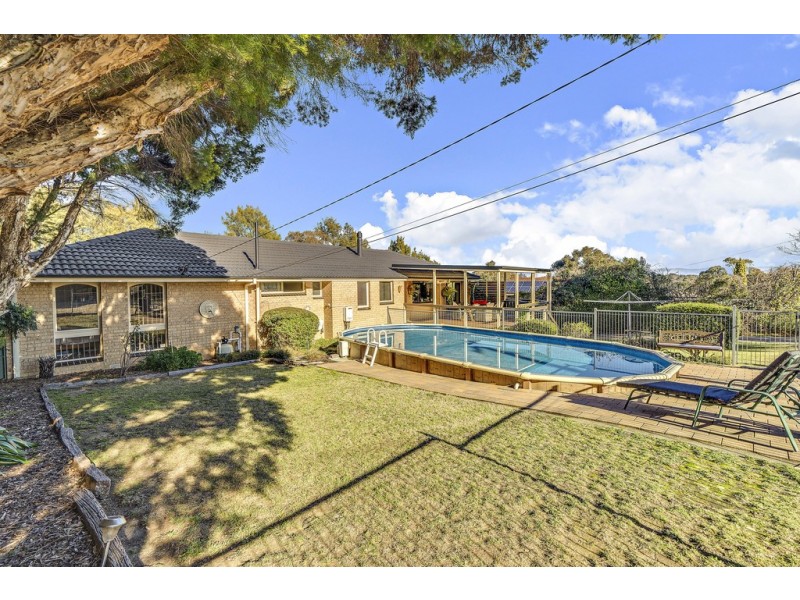 5 Aaron Place, Macgregor ACT 2615