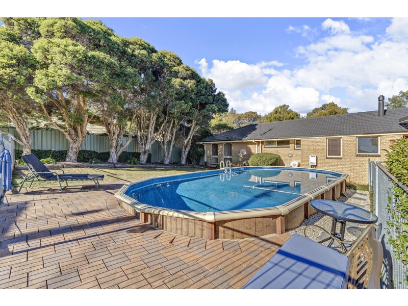 5 Aaron Place, Macgregor ACT 2615