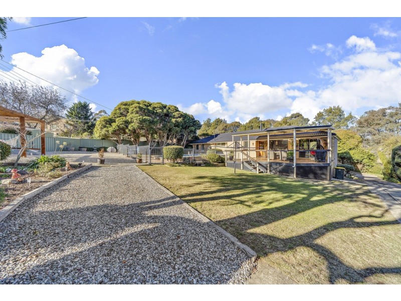 5 Aaron Place, Macgregor ACT 2615