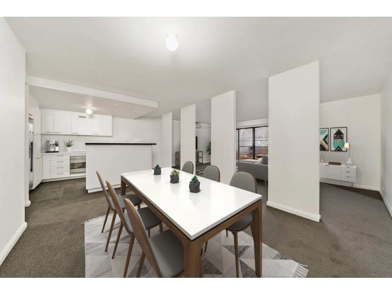 10/1 Eldridge Crescent, Garran ACT 2605