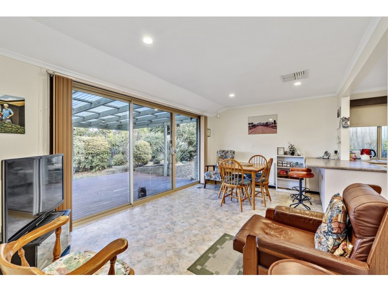 6 Saville Close, Melba ACT 2615