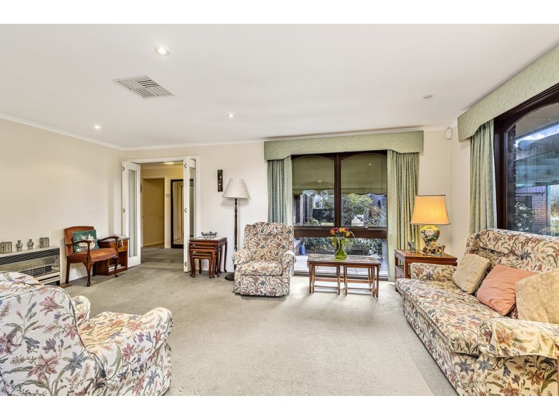 6 Saville Close, Melba ACT 2615