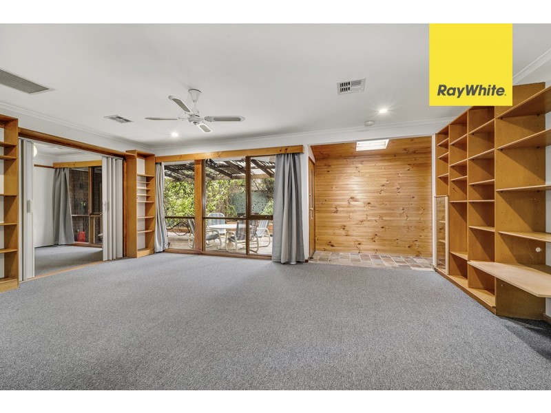 7 Hagen Place, Kambah ACT 2902