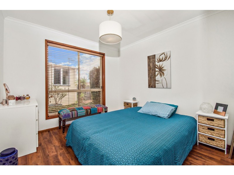 5 Thurgood Court, Gordon ACT 2906