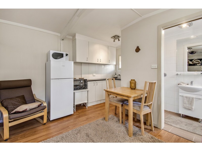 5 Thurgood Court, Gordon ACT 2906