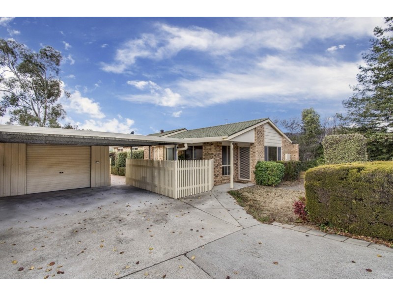 5 Thurgood Court, Gordon ACT 2906