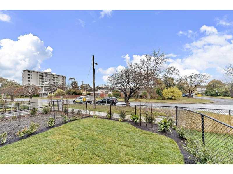 4/14 McGowan Street, Dickson ACT 2602