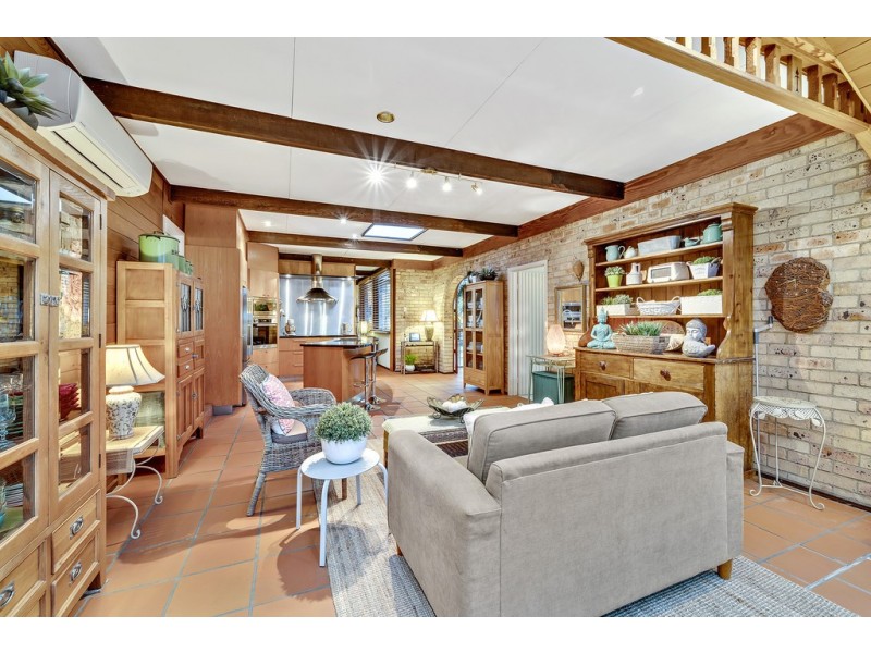 46 Henry Street, Cook ACT 2614