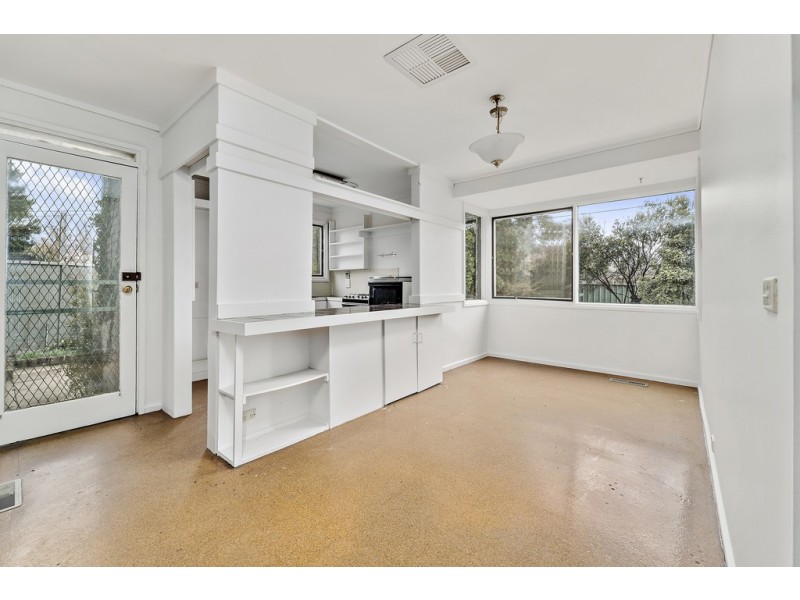 6 Cheeke Place, Latham ACT 2615