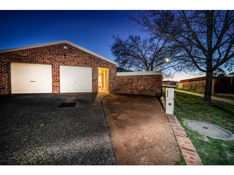 21 Arden Place, Palmerston ACT 2913